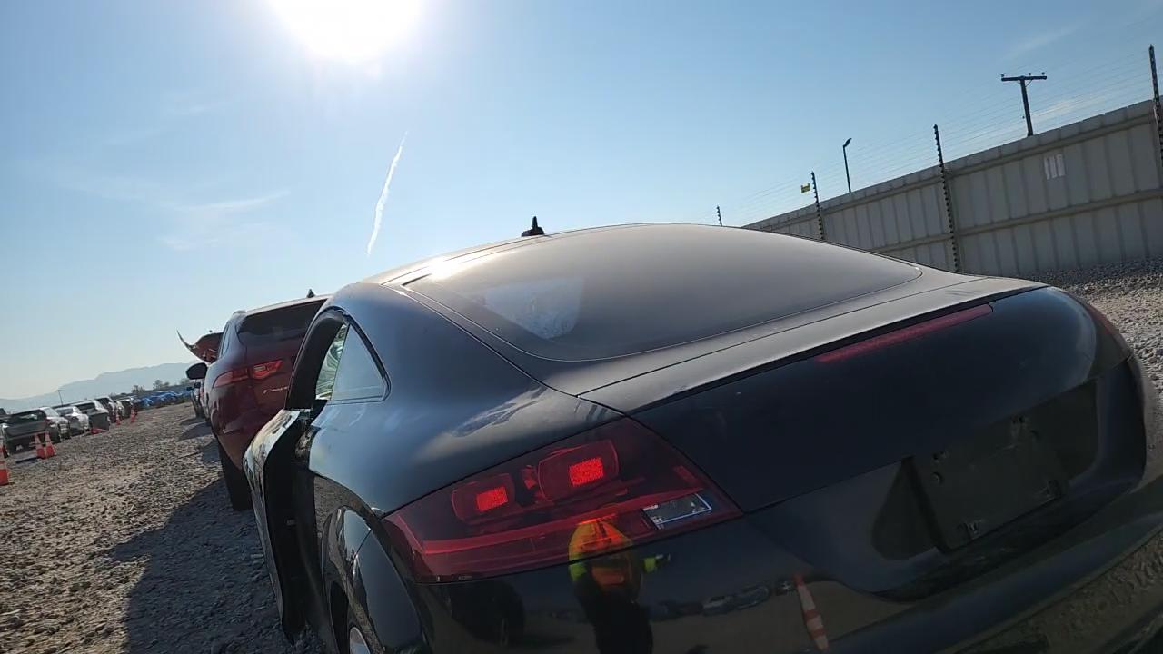 Фото: TRUBFAFK4B1023497