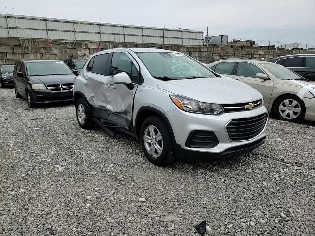 2022 Chevrolet Trax Ls VIN: KL7CJNSM2NB552289 Lot: 81621105
