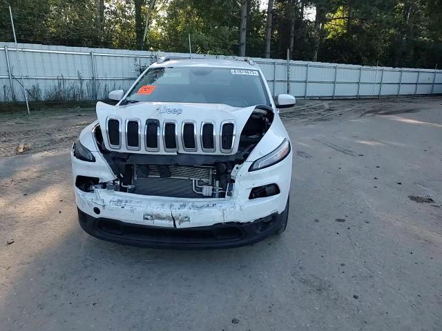 2018 Jeep Cherokee Latitude VIN: 1C4PJLCB8JD611866 Lot: 81874675