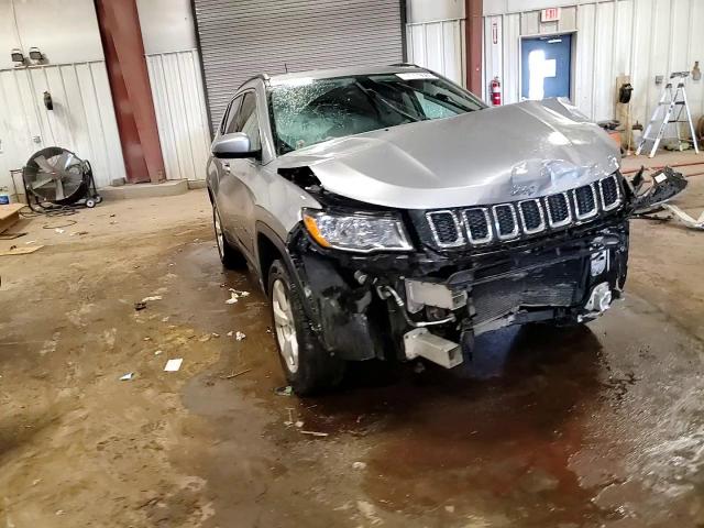 2018 Jeep Compass Latitude VIN: 3C4NJDBB1JT179453 Lot: 71779565