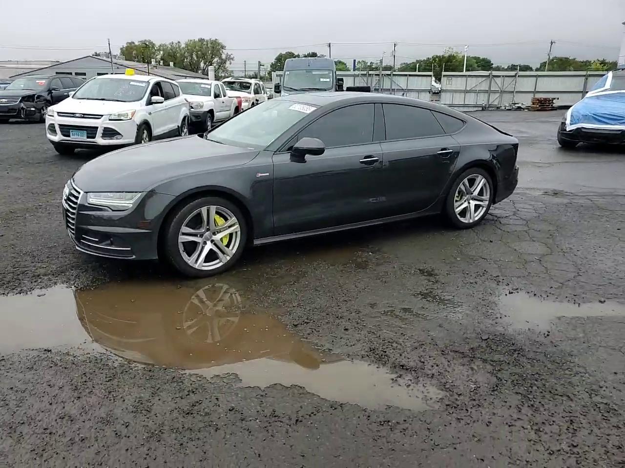 Фото: WAUW2BFC5HN078576