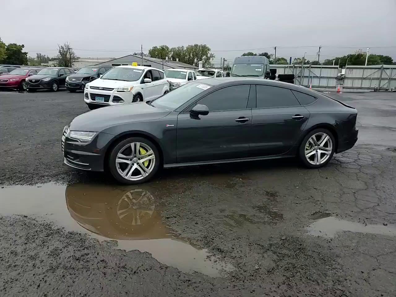 Фото: WAUW2BFC5HN078576