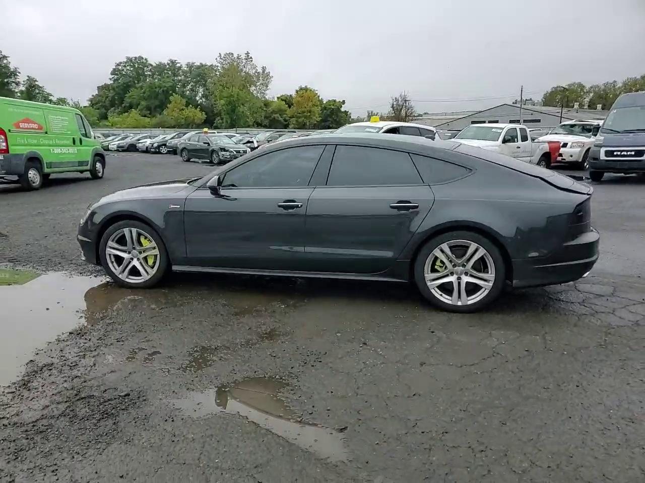 Фото: WAUW2BFC5HN078576