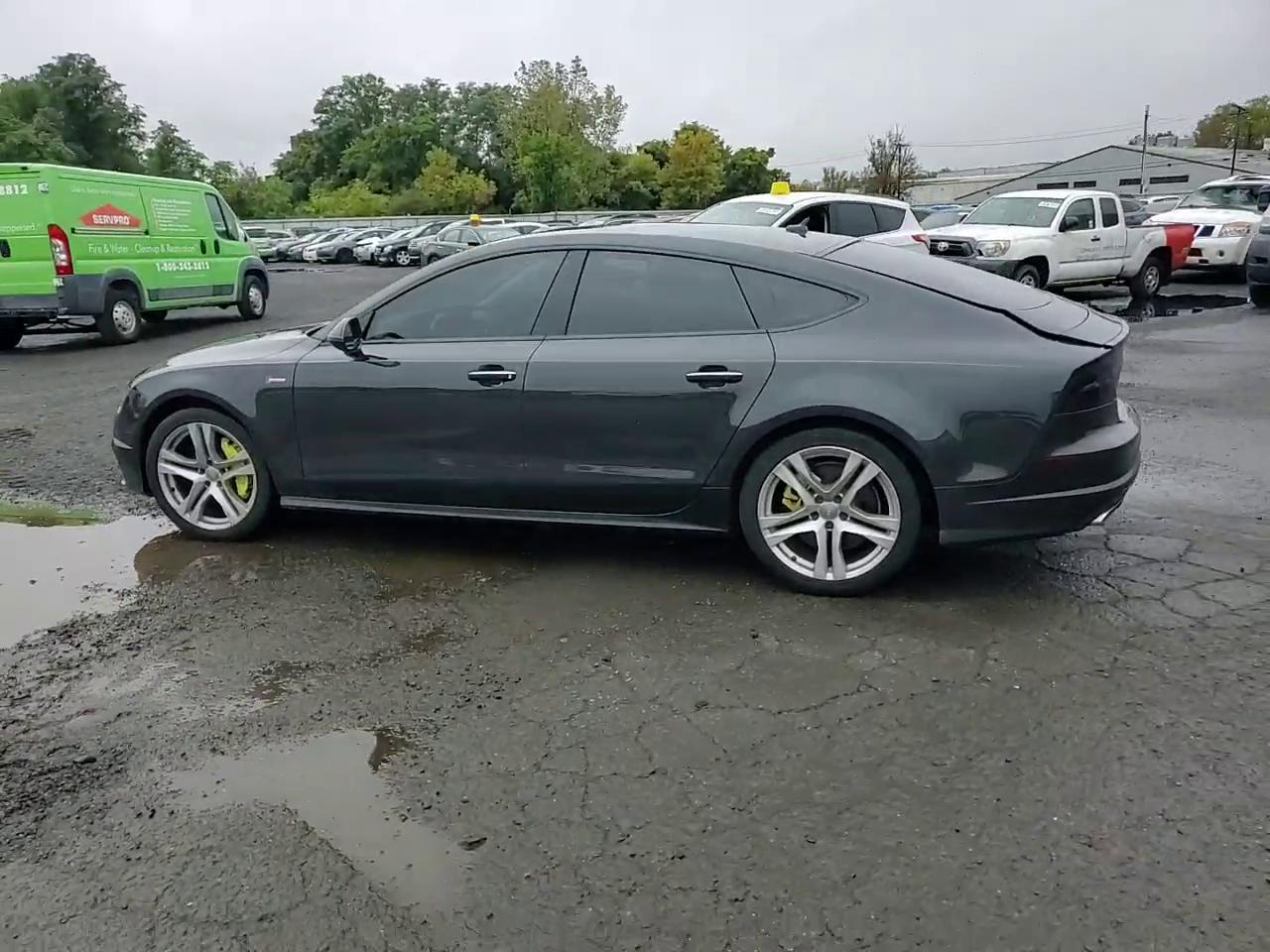 Фото: WAUW2BFC5HN078576