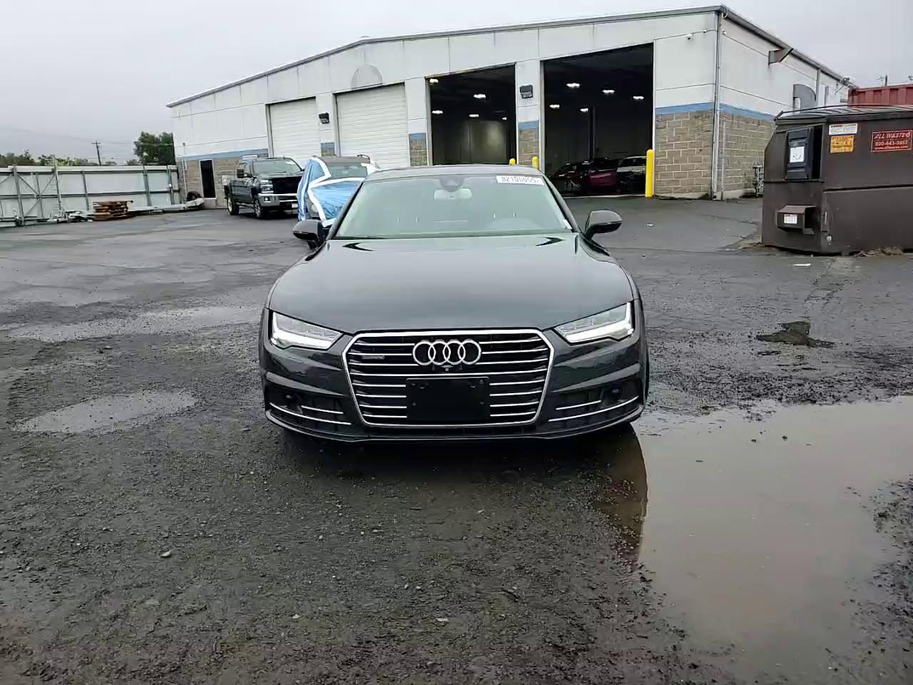 Фото: WAUW2BFC5HN078576