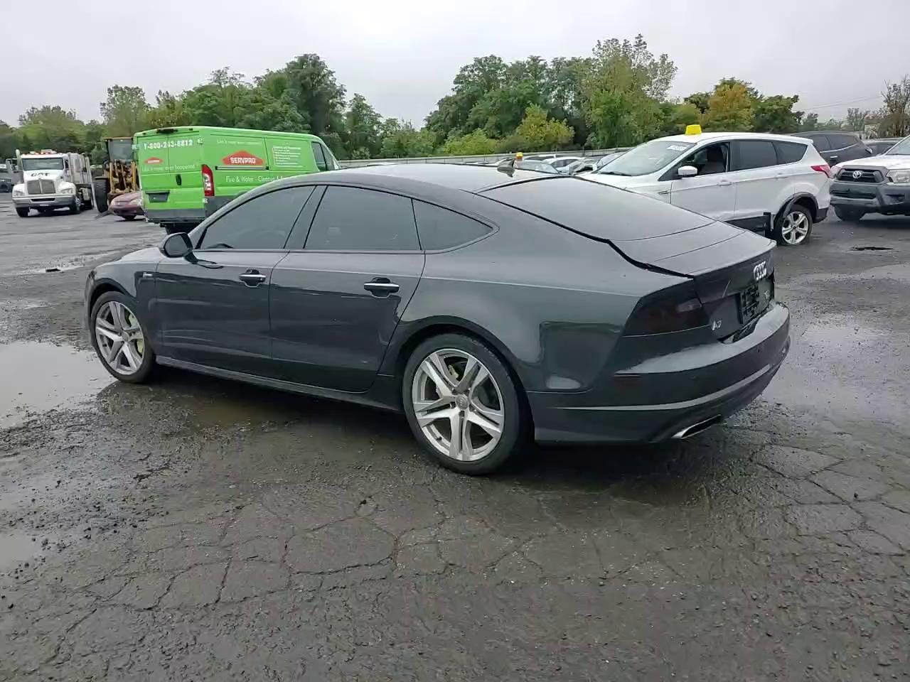 Фото: WAUW2BFC5HN078576