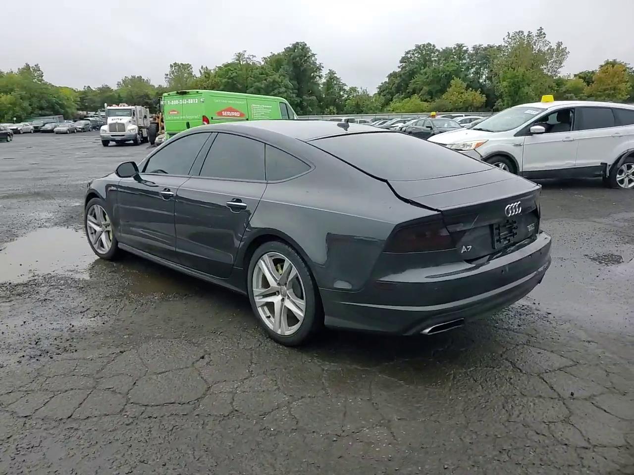 Фото: WAUW2BFC5HN078576