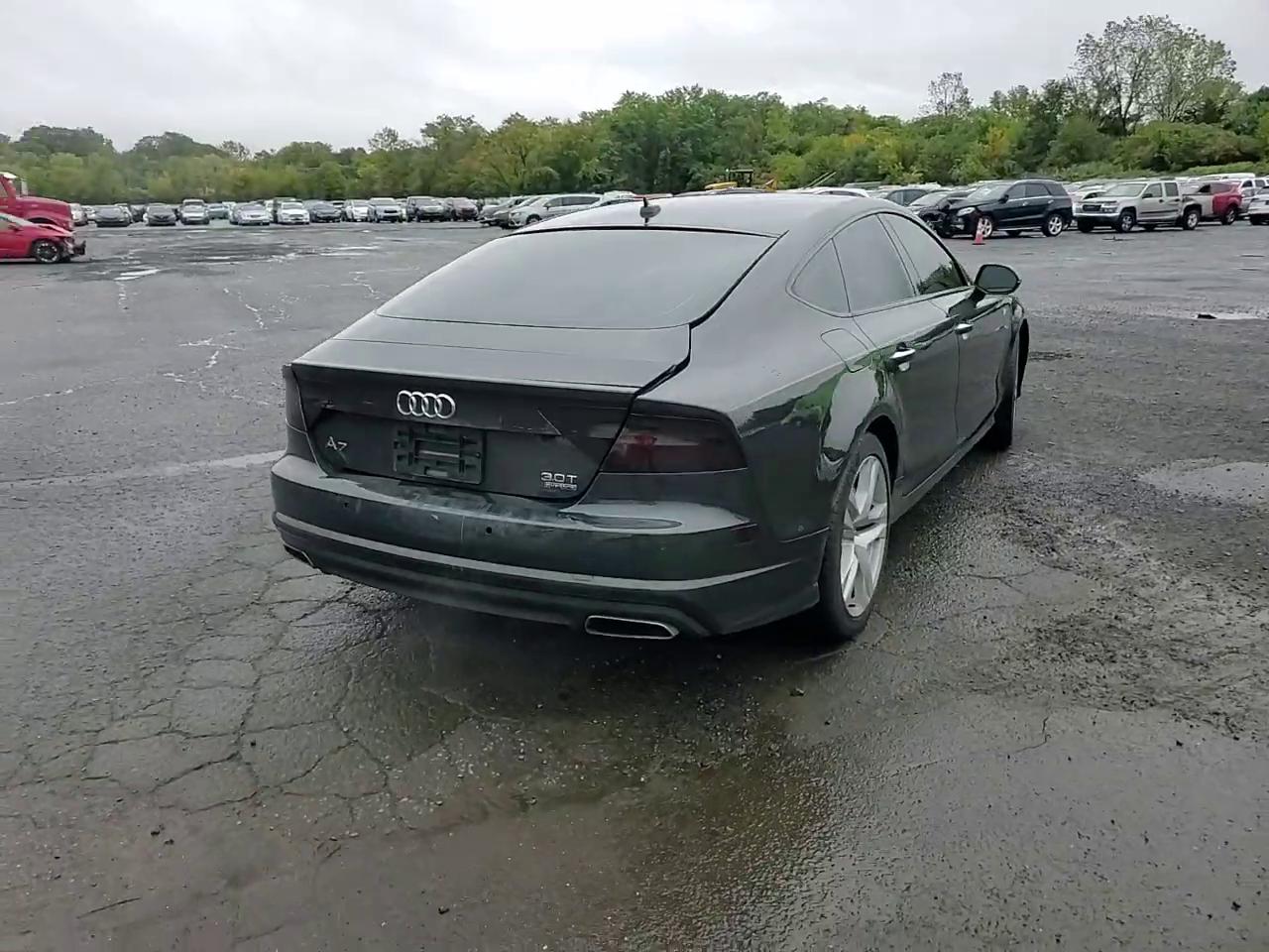 Фото: WAUW2BFC5HN078576