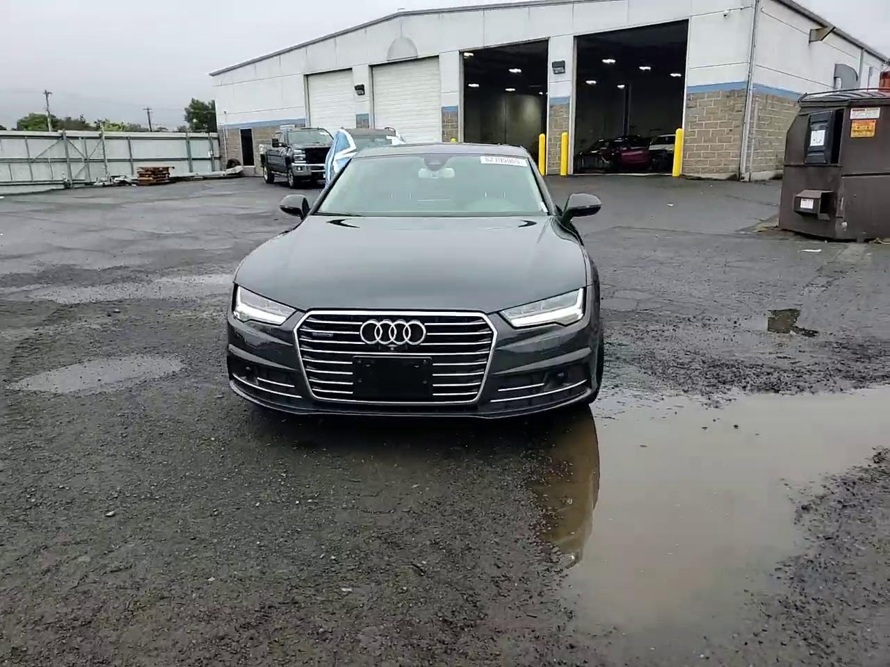 Фото: WAUW2BFC5HN078576