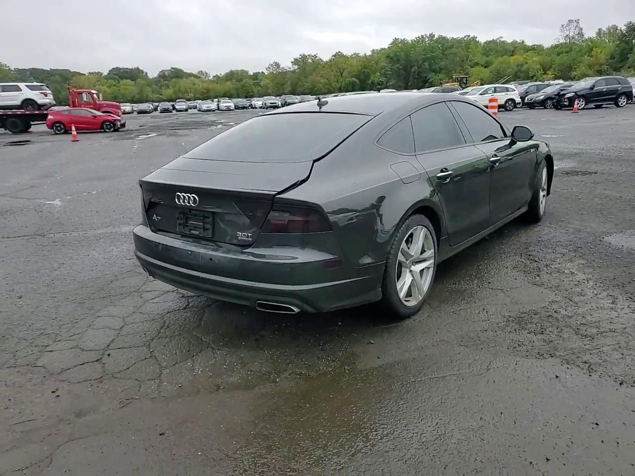 Фото: WAUW2BFC5HN078576