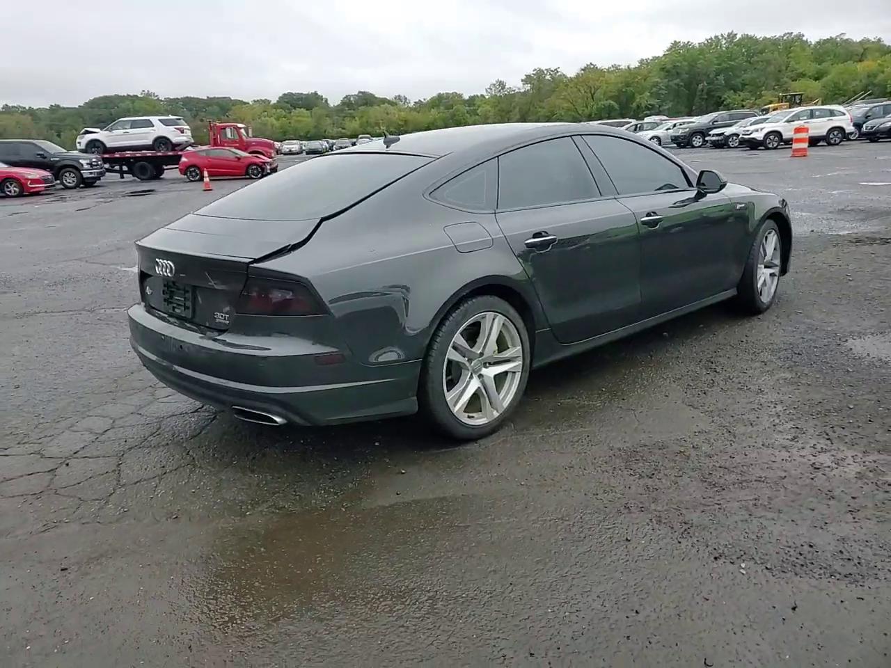 Фото: WAUW2BFC5HN078576