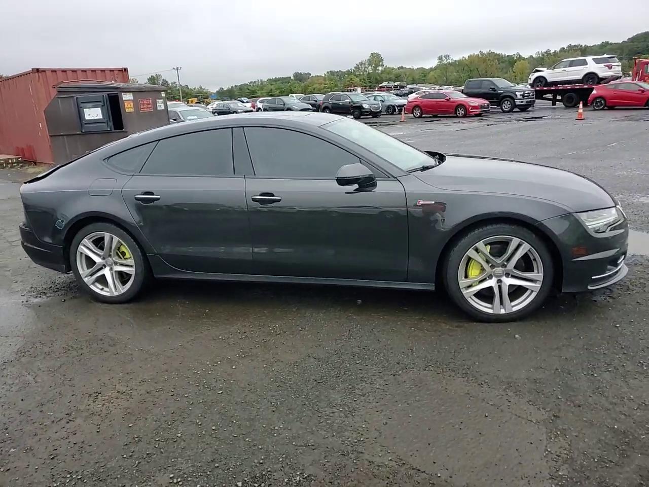 Фото: WAUW2BFC5HN078576