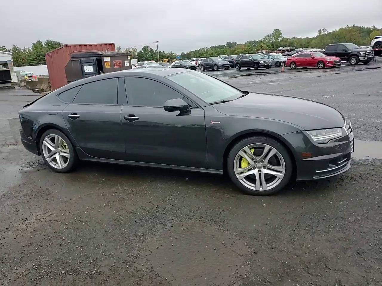 Фото: WAUW2BFC5HN078576