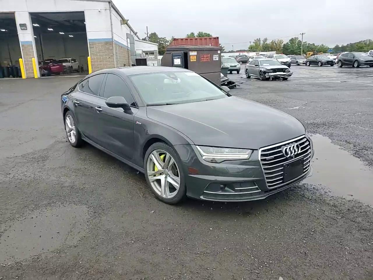 Фото: WAUW2BFC5HN078576