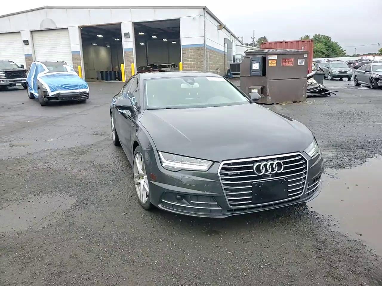 Фото: WAUW2BFC5HN078576