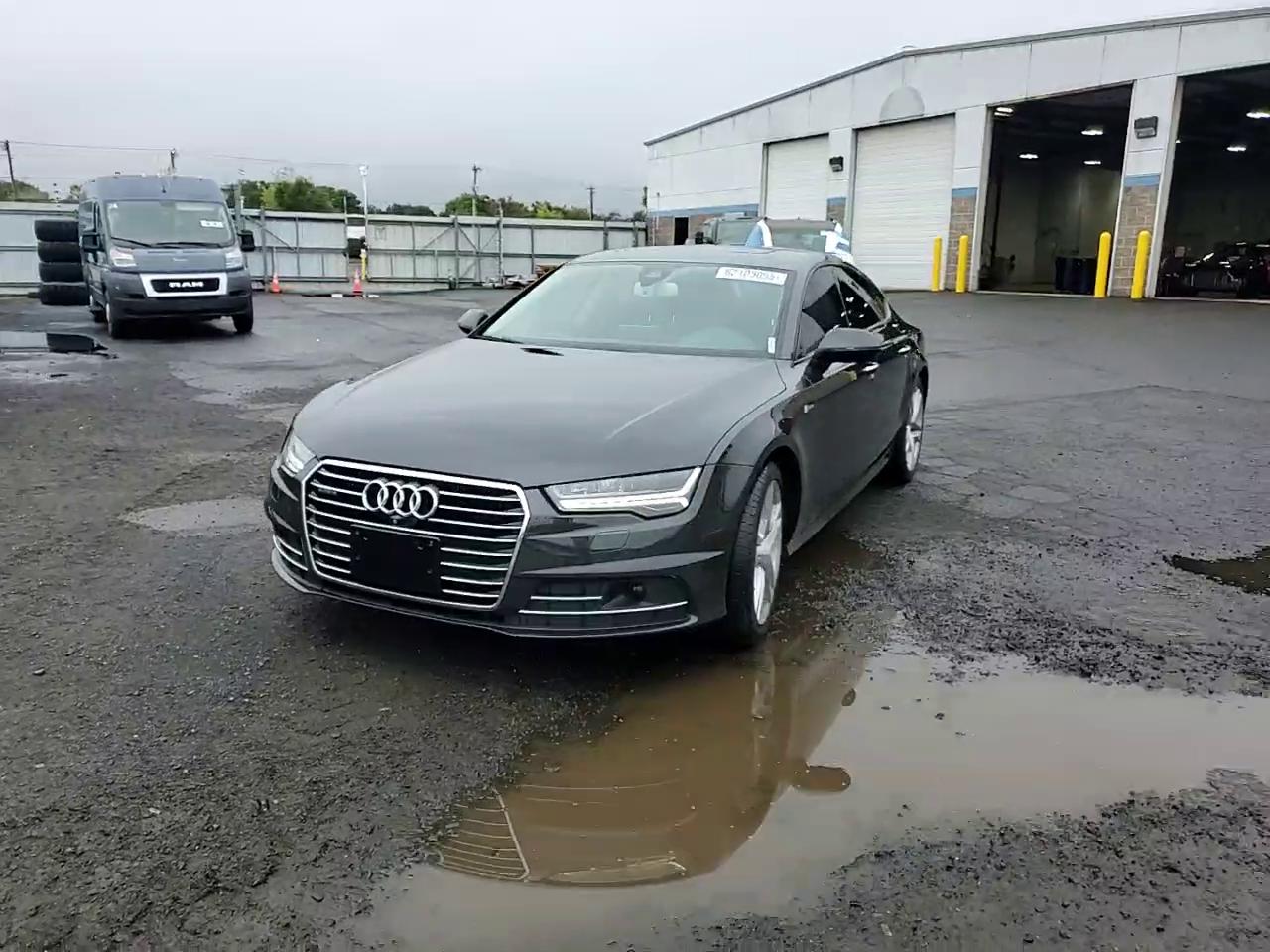 Фото: WAUW2BFC5HN078576