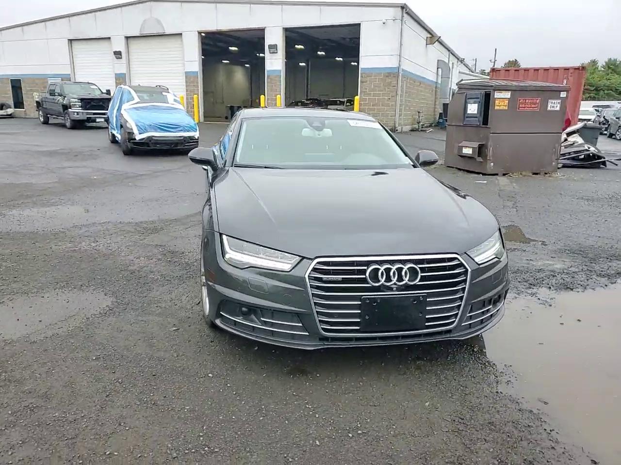 Фото: WAUW2BFC5HN078576