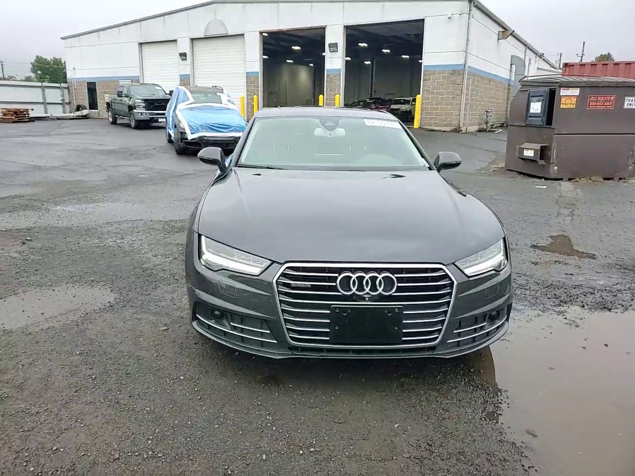 Фото: WAUW2BFC5HN078576