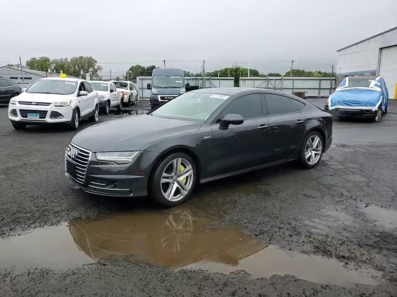 Фото: WAUW2BFC5HN078576