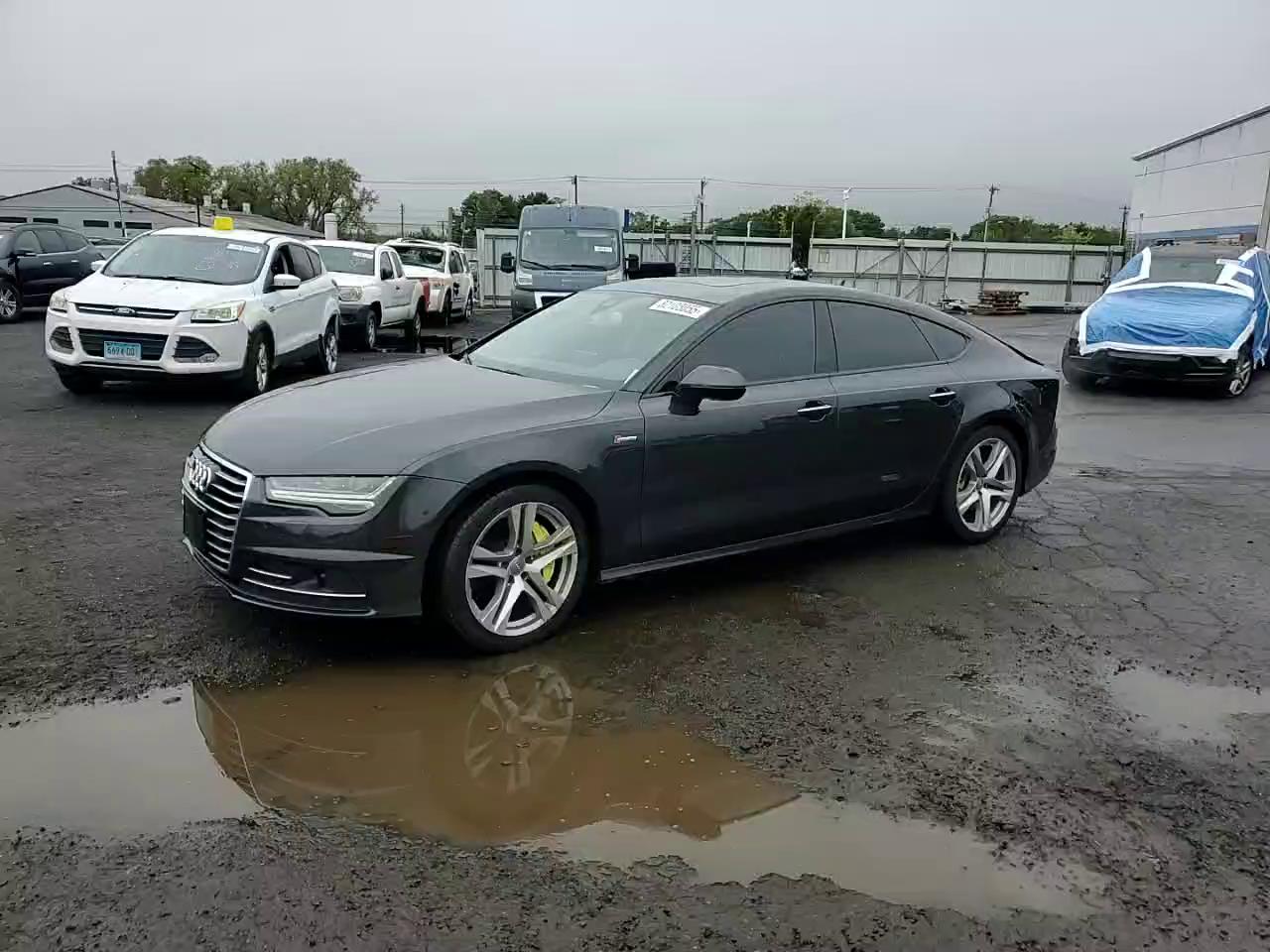 Фото: WAUW2BFC5HN078576