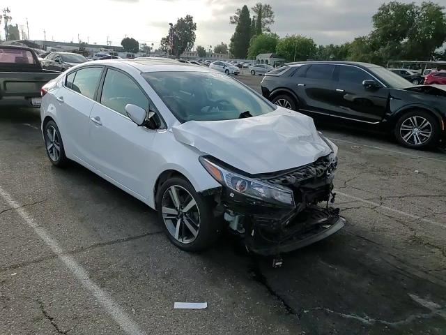 2017 Kia Forte Ex VIN: 3KPFN4A86HE005729 Lot: 80221125