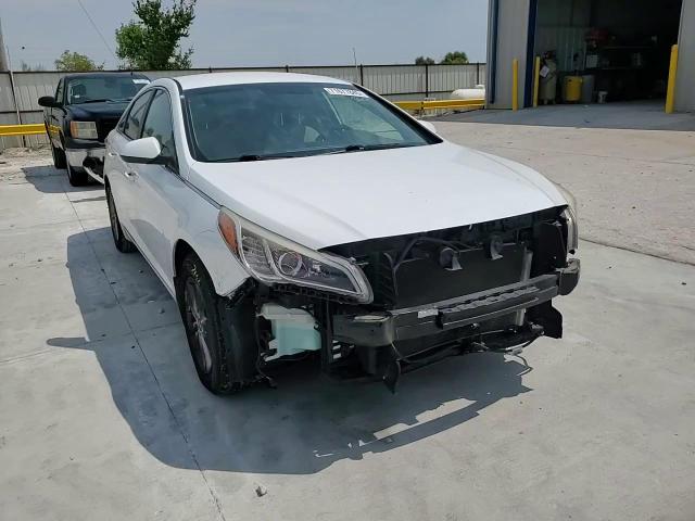 2015 Hyundai Sonata Se VIN: 5NPE24AF8FH184285 Lot: 71677845