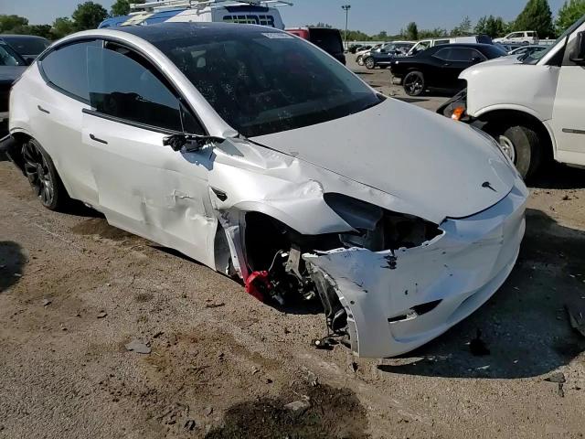 2021 Tesla Model Y VIN: 5YJYGDEF5MF243054 Lot: 82172005