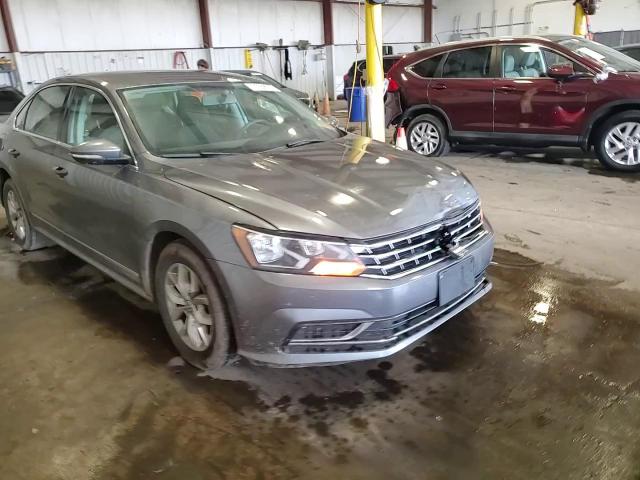 2017 Volkswagen Passat S VIN: 1VWAT7A31HC007530 Lot: 70938675