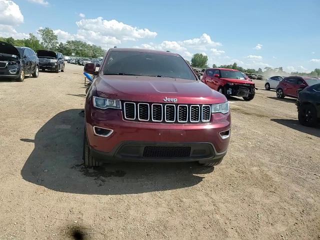 2018 Jeep Grand Cherokee Laredo VIN: 1C4RJFAGXJC492779 Lot: 70945455
