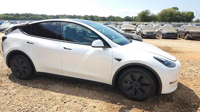 2025 Tesla Model Y VIN: 7SAYGDEE3SF295788 Lot: 71168615
