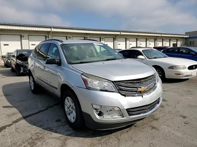 2017 Chevrolet Traverse Ls VIN: 1GNKVFKD9HJ231313 Lot: 70893935