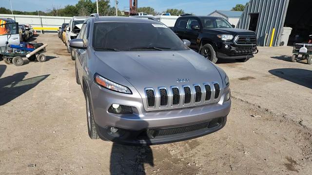 2017 Jeep Cherokee Latitude VIN: 1C4PJLCB7HW669644 Lot: 80222375