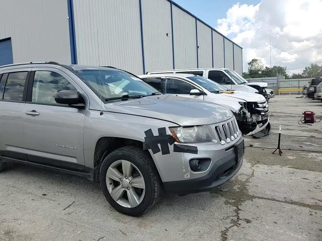 2016 Jeep Compass Sport VIN: 1C4NJCBA1GD705189 Lot: 71078505