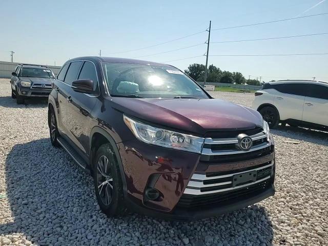 2019 Toyota Highlander Le VIN: 5TDZARFH0KS053920 Lot: 71622565