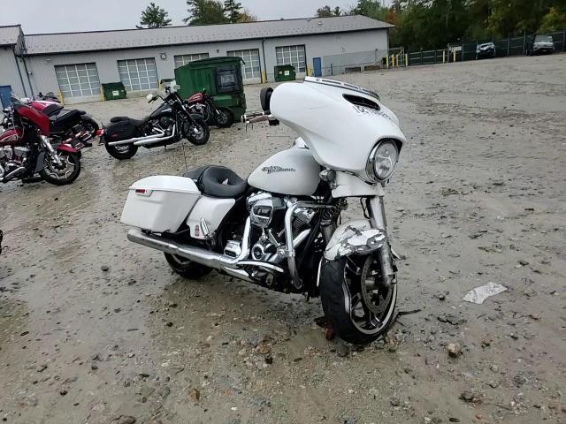 2017 Harley-Davidson Flhxs Street Glide Special VIN: 1HD1KRC16HB649453 Lot: 82155155