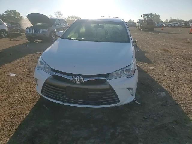 2015 Toyota Camry Le VIN: 4T4BF1FK7FR464735 Lot: 84436135