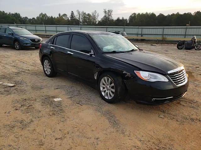 2013 Chrysler 200 Limited VIN: 1C3CCBCGXDN506540 Lot: 83808255