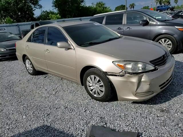 2004 Toyota Camry Le VIN: 4T1BE32KX4U928905 Lot: 71597095