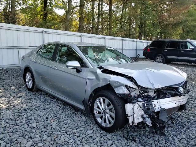 2021 Toyota Camry Le VIN: 4T1C11AKXMU459157 Lot: 81328335