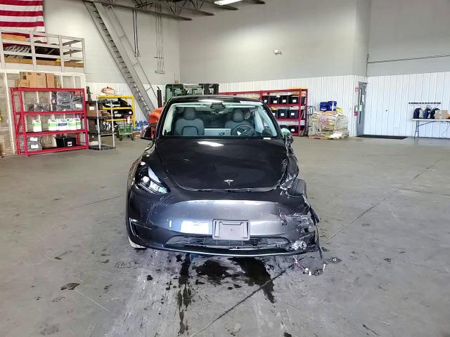 2024 Tesla Model Y VIN: 7SAYGDEEXRF155635 Lot: 83851395