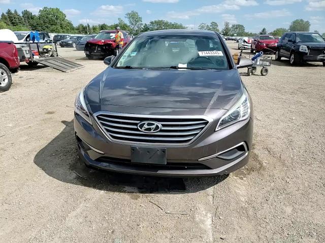 2017 Hyundai Sonata Se VIN: 5NPE24AFXHH477219 Lot: 71443345
