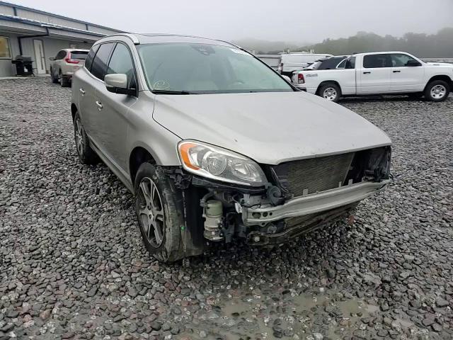 2015 Volvo Xc60 T6 Premier VIN: YV4902RK3F2745343 Lot: 81294685