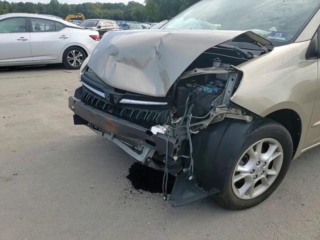 2005 Toyota Sienna Xle VIN: 5TDZA22C45S250384 Lot: 84029255