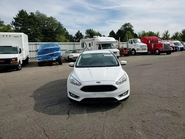 2016 Ford Focus Se VIN: 1FADP3K25GL399032 Lot: 84720205