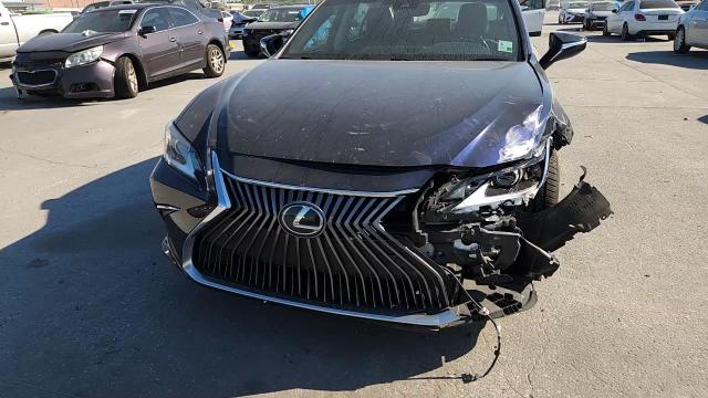 2021 Lexus Es 250 Base VIN: 58AD11D16MU008002 Lot: 71090015