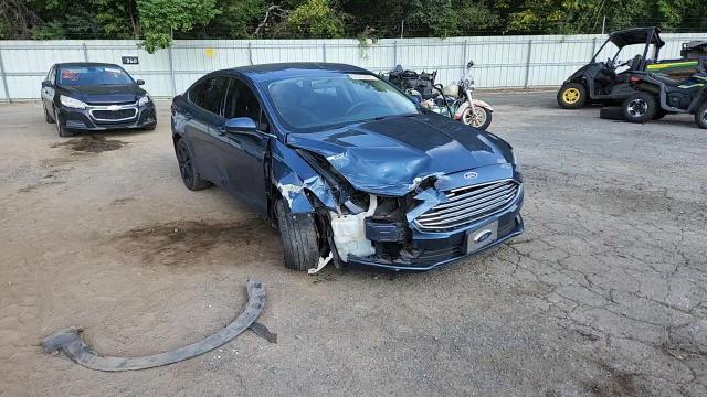 2018 Ford Fusion Se VIN: 3FA6P0HD3JR261773 Lot: 81313015