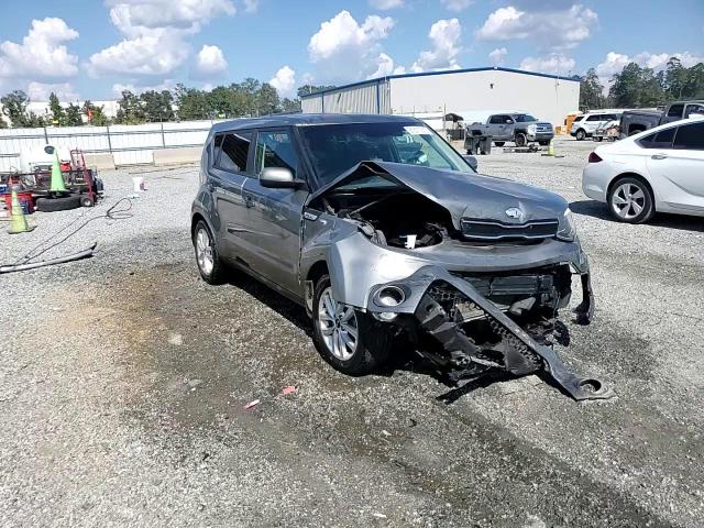 2017 Kia Soul + VIN: KNDJP3A55H7456896 Lot: 81511215