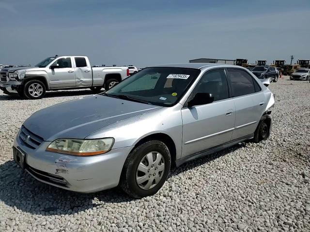 2001 Honda Accord Value VIN: 1HGCF86621A107246 Lot: 71829435