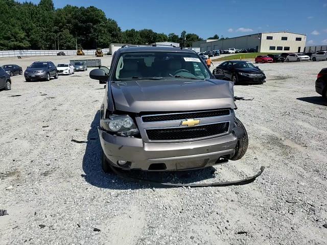 2013 Chevrolet Suburban VIN: 1GNSCJE00DR112837 Lot: 71710965