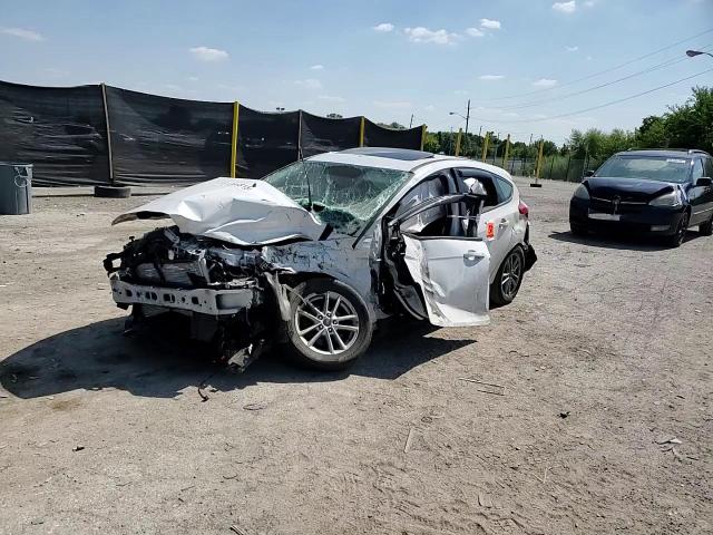 2016 Ford Focus Se VIN: 1FADP3K28GL364761 Lot: 81346315